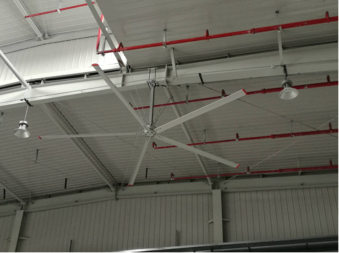 HVLS ceiling fan for inside
